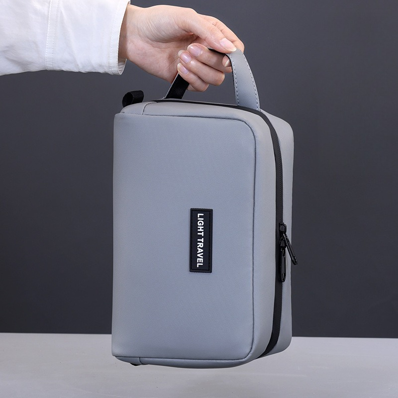 กระเป๋าเครื่องสำอางกันน้ำแบบพก - Men'S Grooming Accessories Kit บทวิจารณ์และราคา